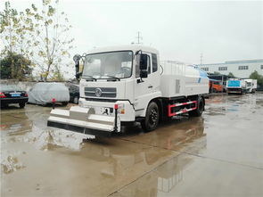 固原地区5吨吸尘车促销价解析 扫路车选购指南