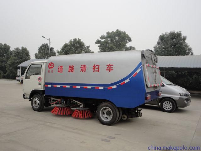 怒江道路清扫车 高原峡谷间的城市美容师